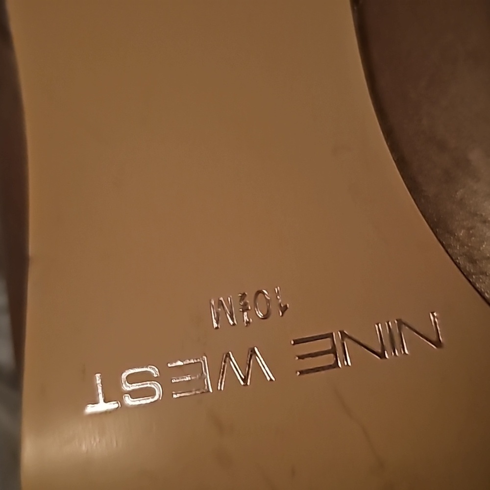 Comfortable Heels - image 7